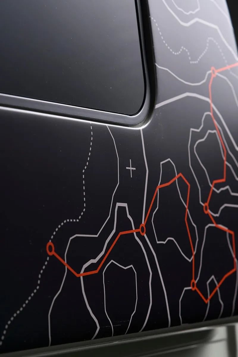 OutsideVan_Syncline_Detail_PopOut_Vertical