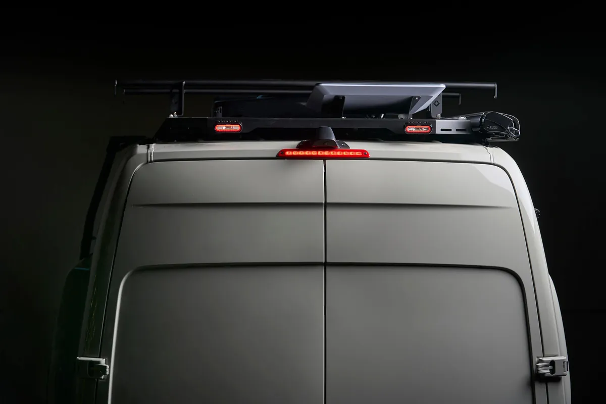 OutsideVan_Syncline_Detail_RearRack_Horizontal