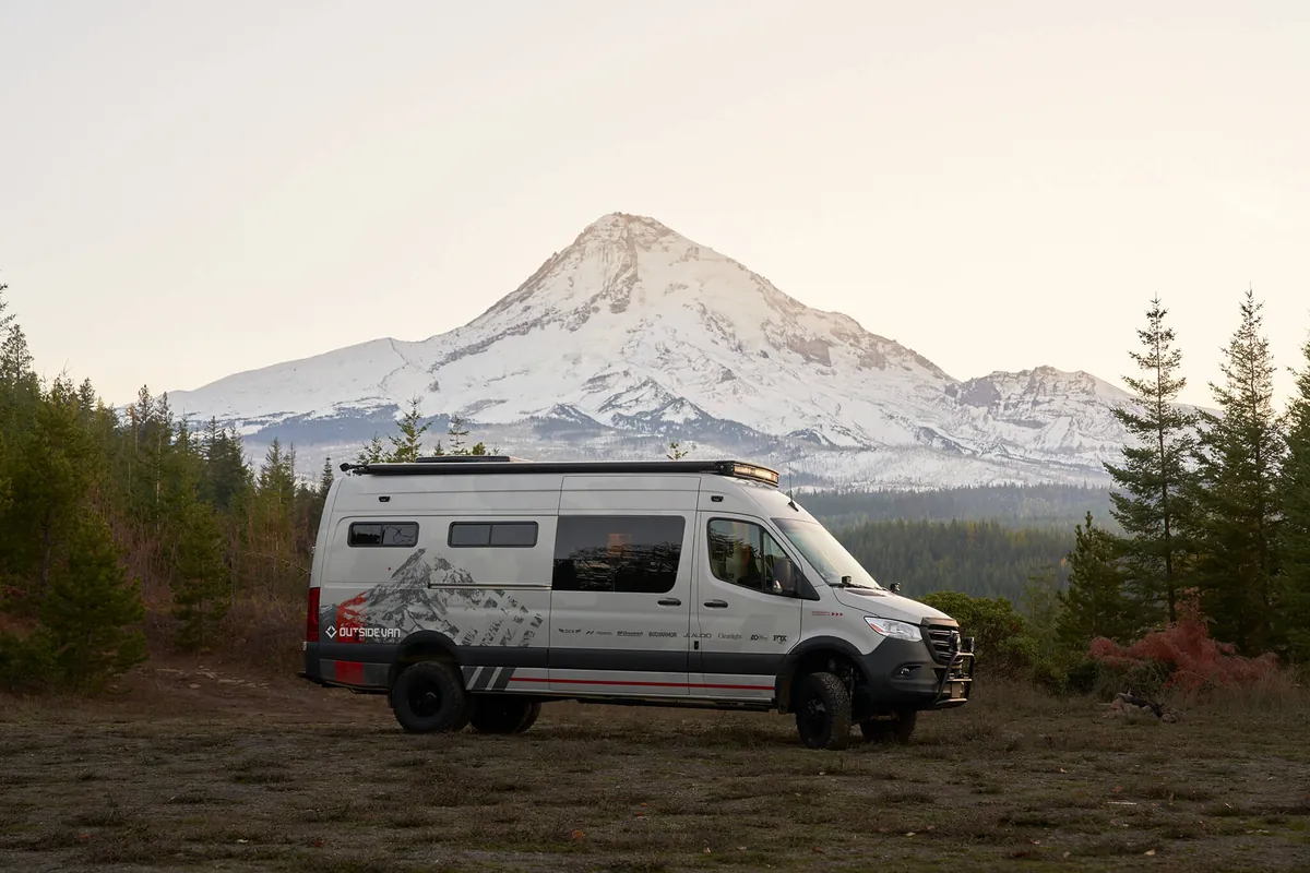Untitled-2_0000_Pacer_JA_05913